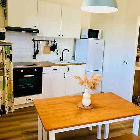 Clair De Lune Monts-sur-Guesnes