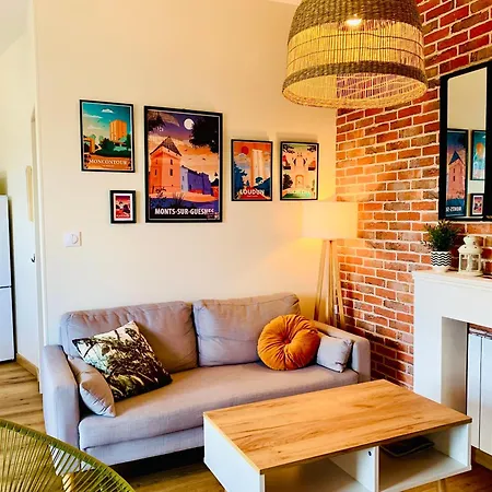 Semesterbostad Clair De Lune Monts-sur-Guesnes