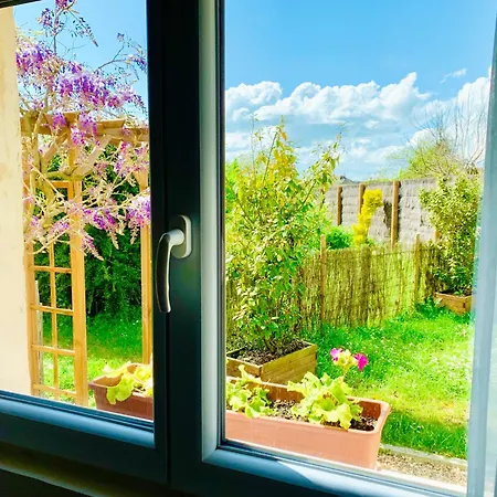 Clair De Lune Monts-sur-Guesnes